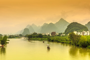 三国和水浒发生时间哪个在前-