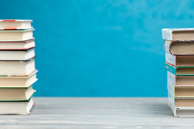 三国和水浒发生时间哪个在前-